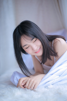女邻居电影